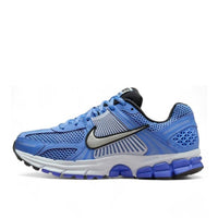 Nike - Zoom Vomero 5 - Sneakers - thegoodlife.