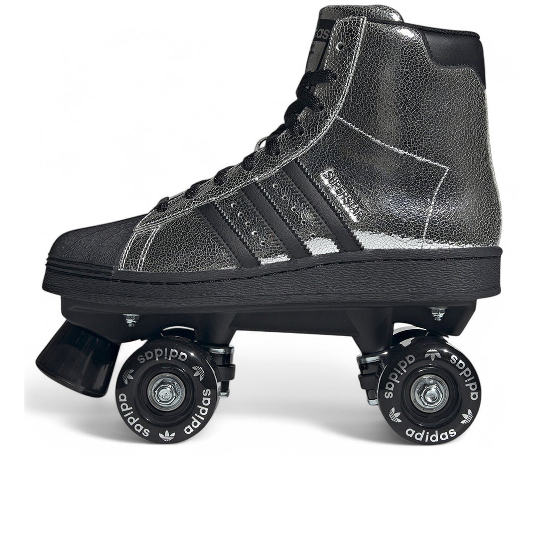 Superstar 82 Roller Skates