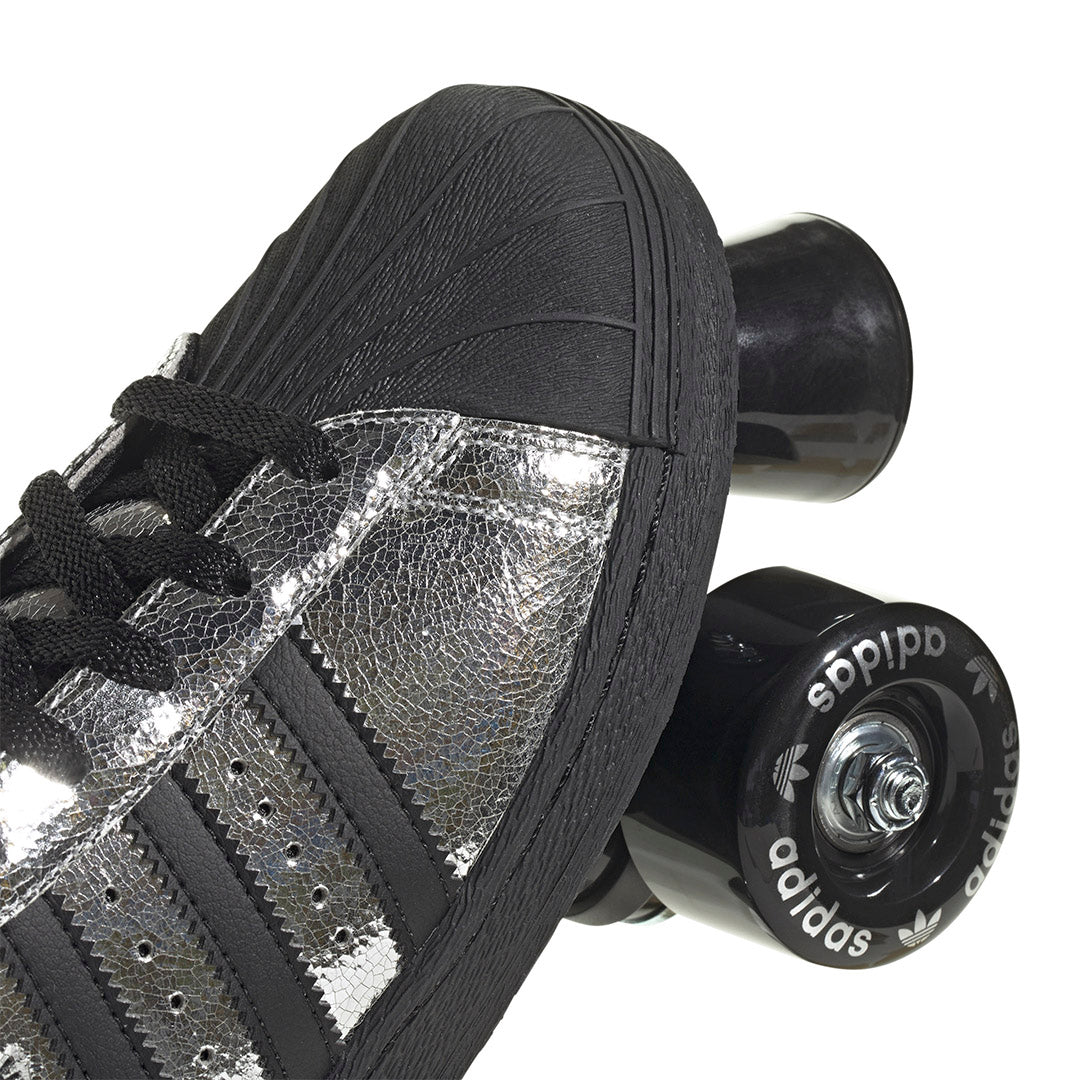 Superstar 82 Roller Skates