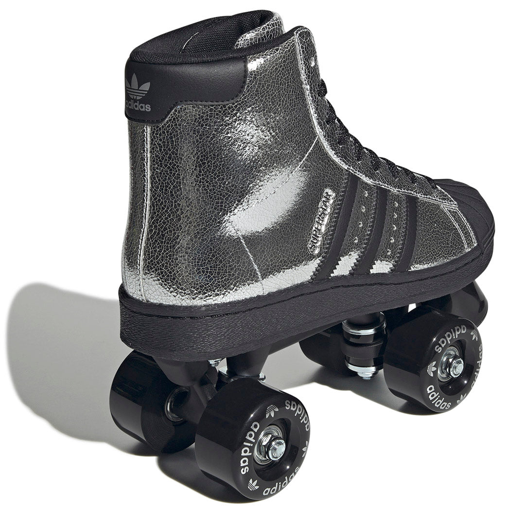 Superstar 82 Roller Skates