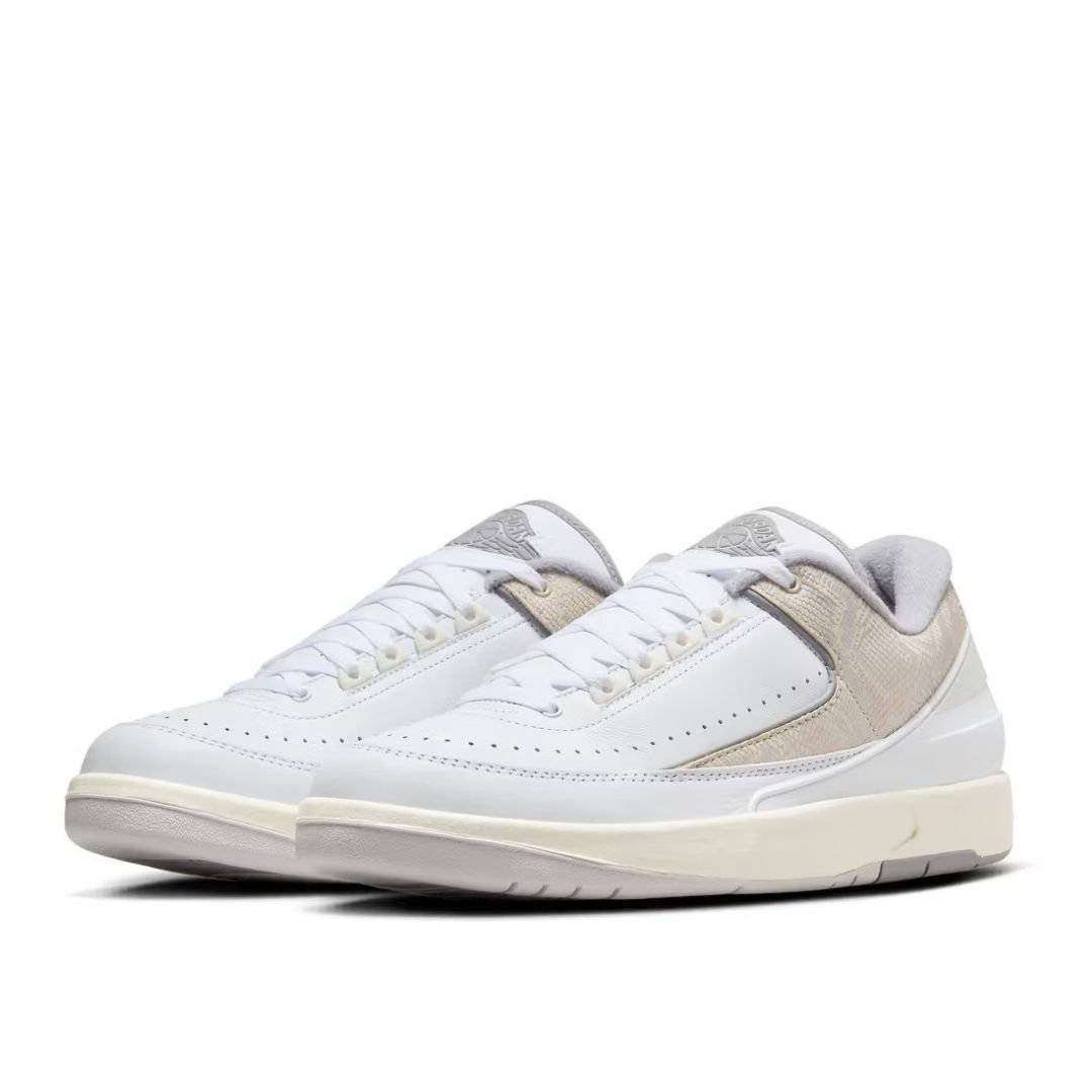 Air Jordan 2 Retro Low